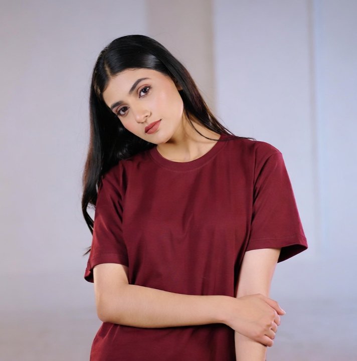 Maroon Plain Half Sleeves t-shirt for Women